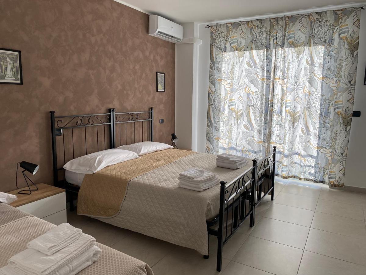 Poggiofranco Apartaments Барі Екстер'єр фото